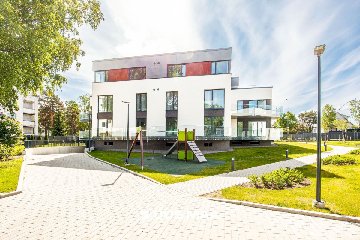 Tallinn, Nõmme linnaosa, Pääsküla, Vabaduse pst 170-9