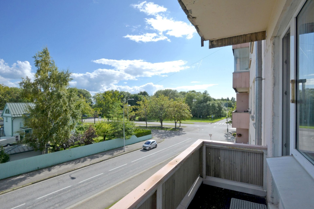 Pärnu linn, Pärnu linn, Rannarajoon, A. H. Tammsaare pst 38