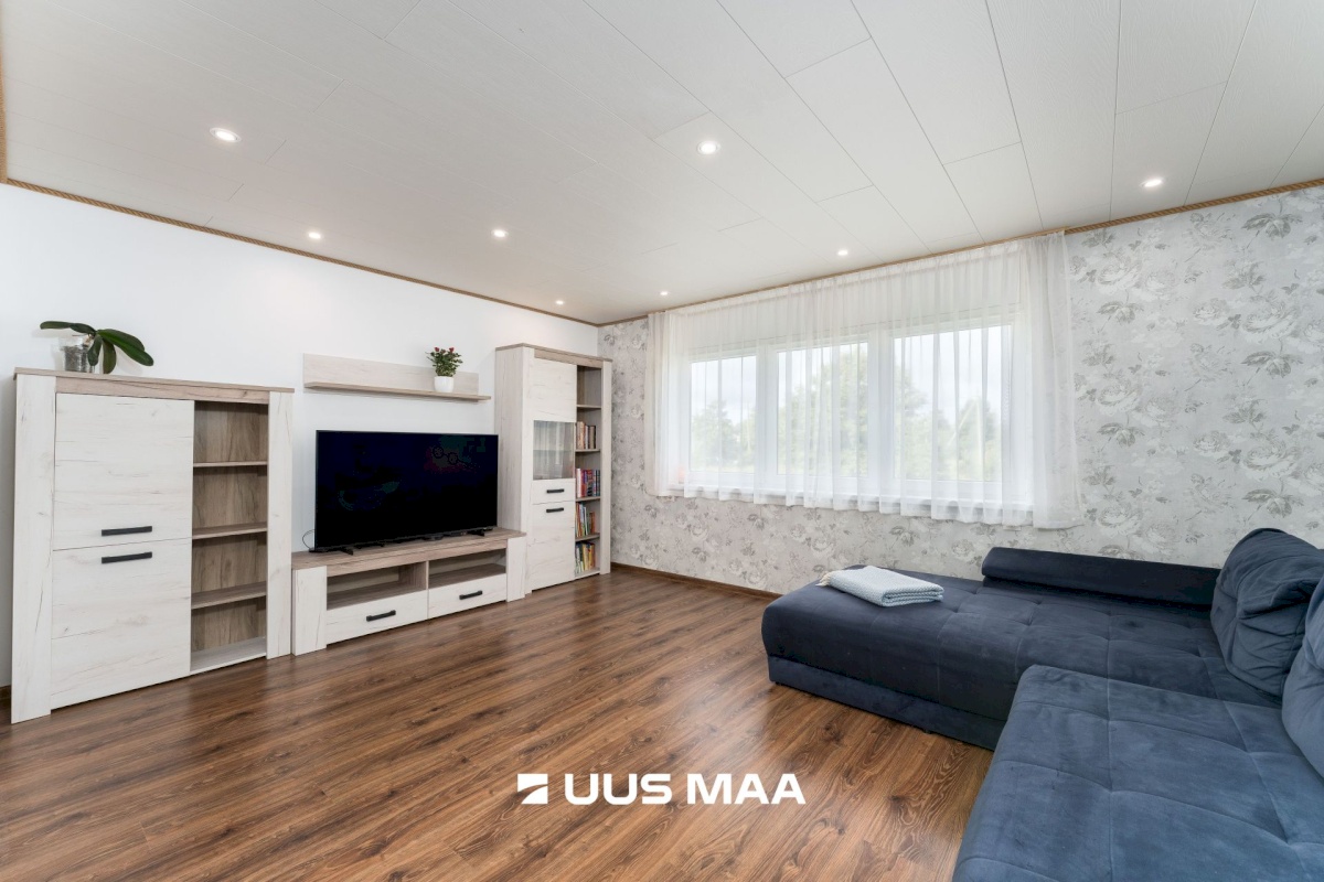 Lääneranna vald, Kõmsi küla, Pihlaka tee 3