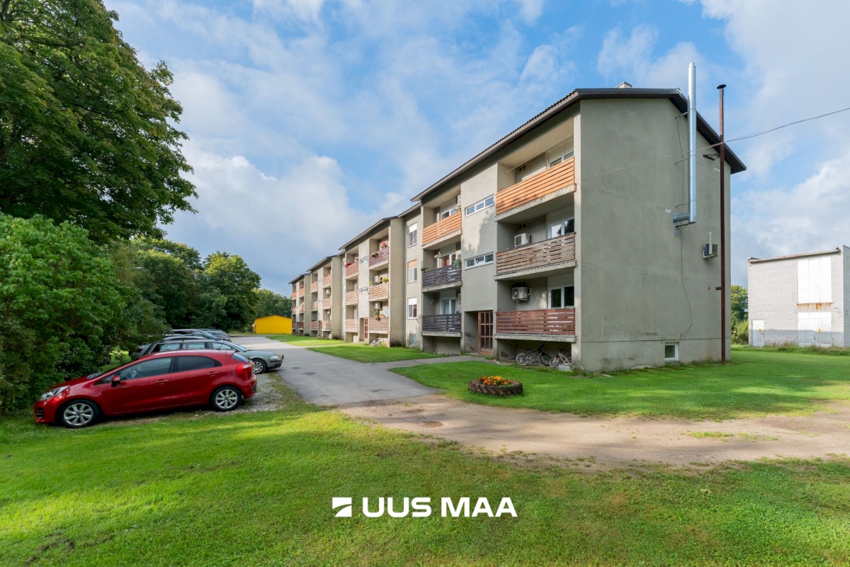 Lääneranna vald, Kõmsi küla, Pihlaka tee 3