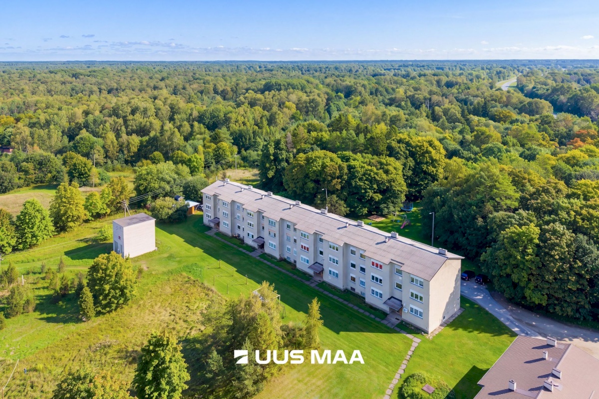 Lääneranna vald, Kõmsi küla, Pihlaka tee 3