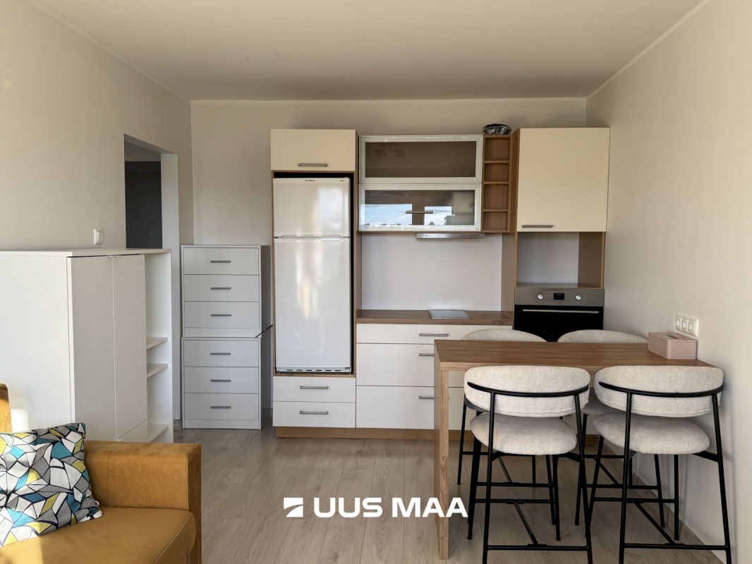 Tallinn, Mustamäe linnaosa, Sõpruse pst 215