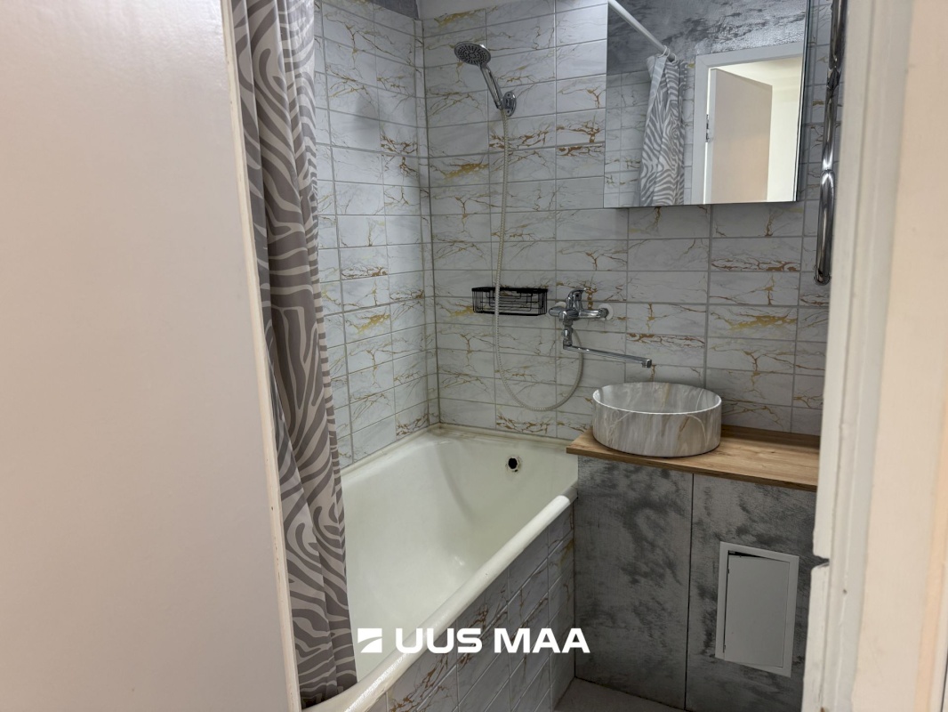Tallinn, Mustamäe linnaosa, Sõpruse pst 215