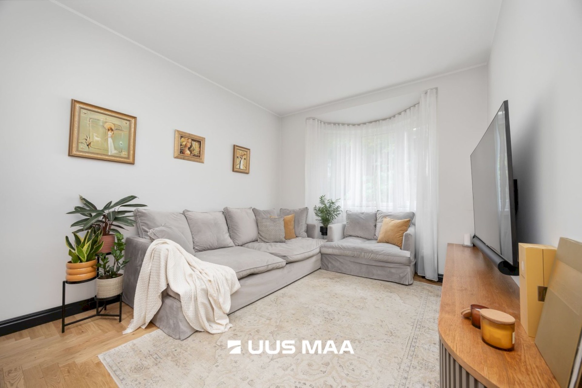 Tallinn, Kesklinna linnaosa, Südalinn, Sakala 12
