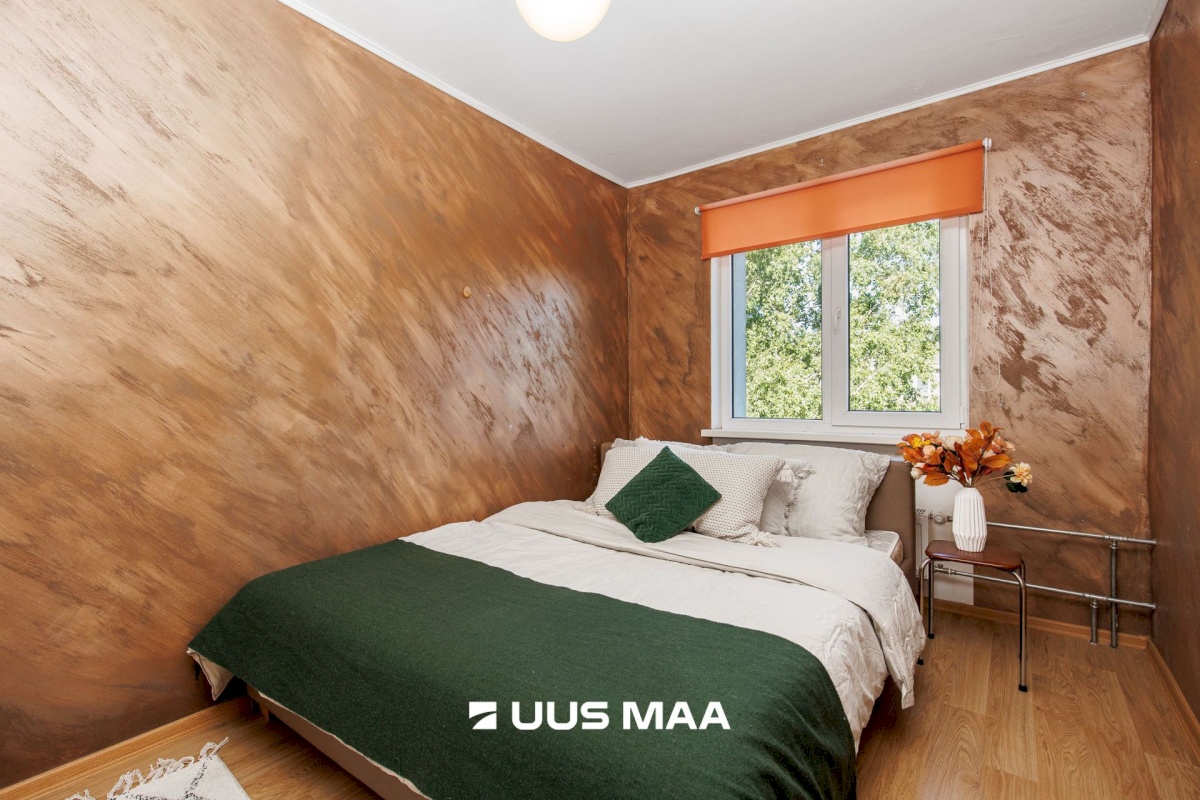 Tallinn, Mustamäe linnaosa, Mustamäe, Keskuse 22
