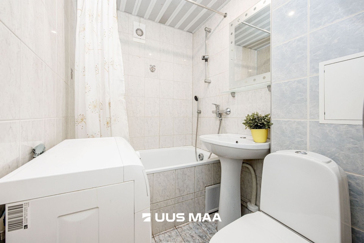 Tallinn, Mustamäe linnaosa, Mustamäe, Keskuse 22