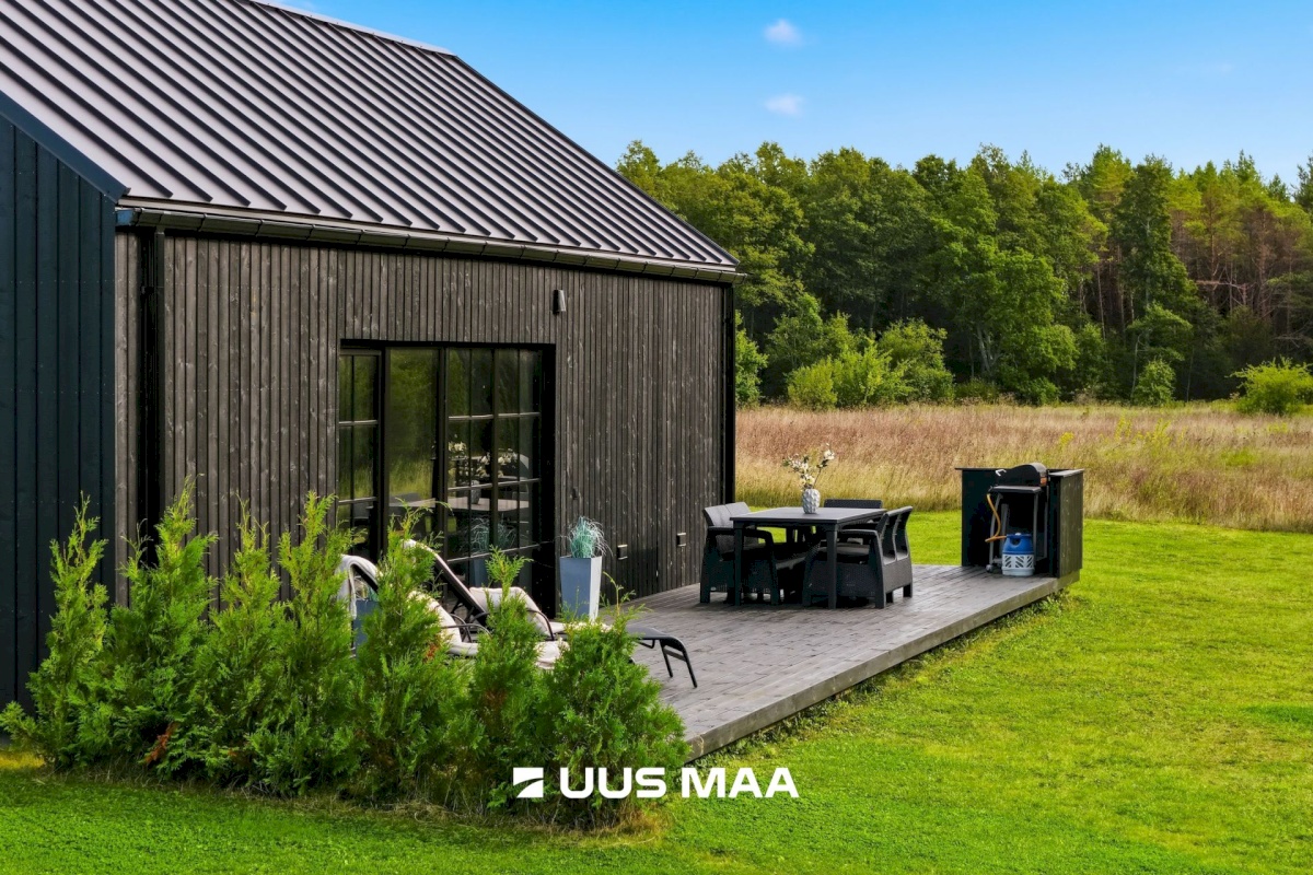 Lääne-Nigula vald, Spithami küla/Spithamn, Suur-Martonsi tee 19