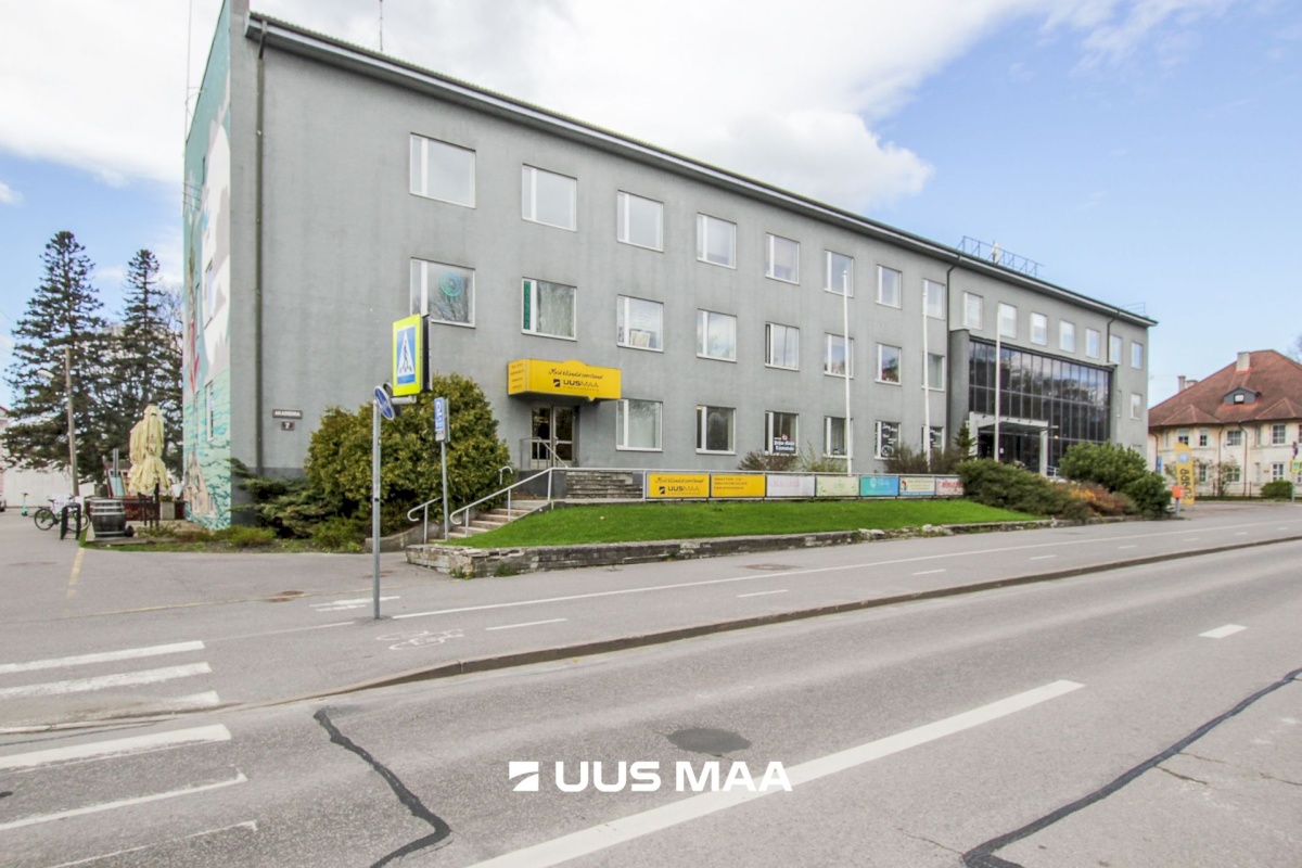 Pärnu linn, Pärnu linn, Kesklinn, Akadeemia tn 7