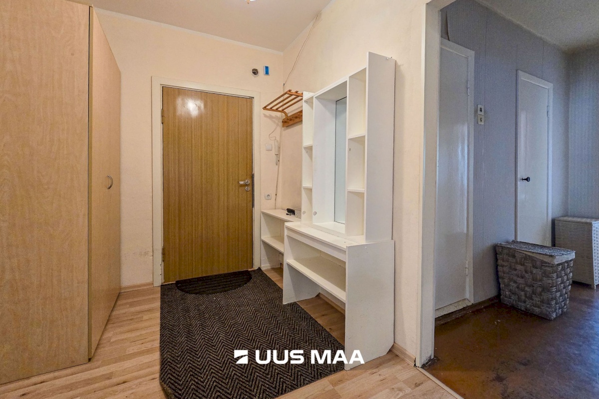 Viljandi linn, Männimäe, Riia mnt 38a