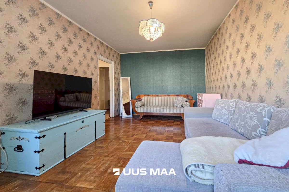 Viljandi linn, Männimäe, Riia mnt 38a