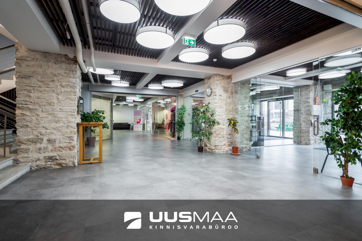 Tallinn, Kesklinna linnaosa, Lootsi 8