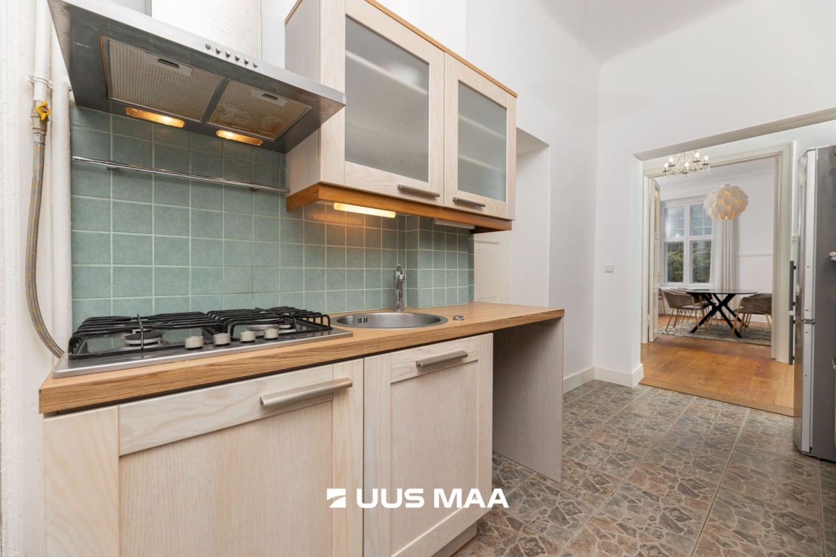 Tallinn, Kesklinna linnaosa, Vanalinn, Suur-Karja 18