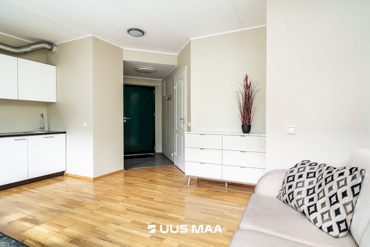 Tallinn, Kesklinna linnaosa, Uus Maailm, Uue Maailma 21