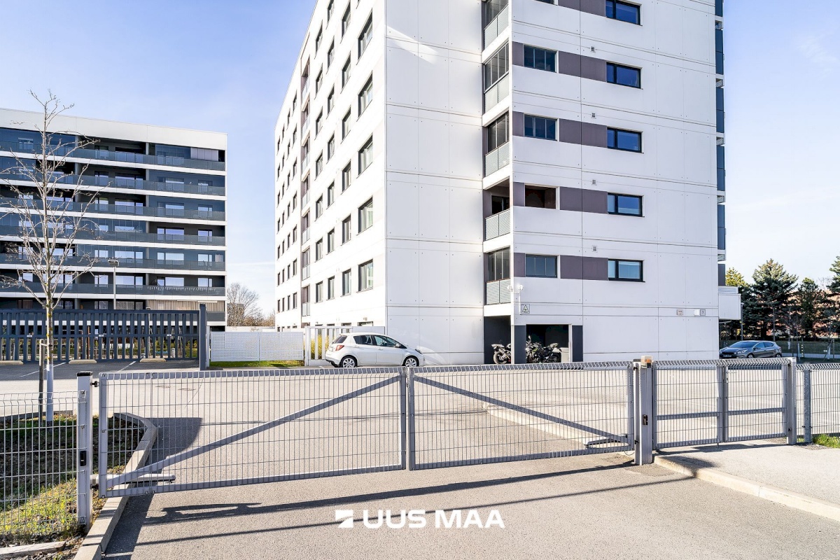 Tallinn, Lasnamäe linnaosa, Liikuri tn 7