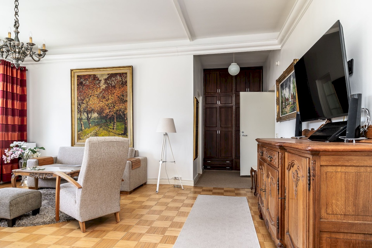 Tallinn, Kesklinna linnaosa, V.Reimani 7a