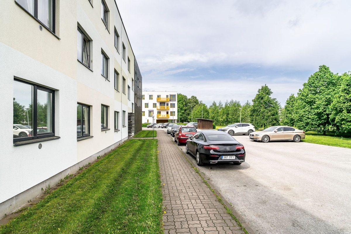 Tallinn, Haabersti linnaosa, Pikaliiva, Pikaliiva tn 90/2-14