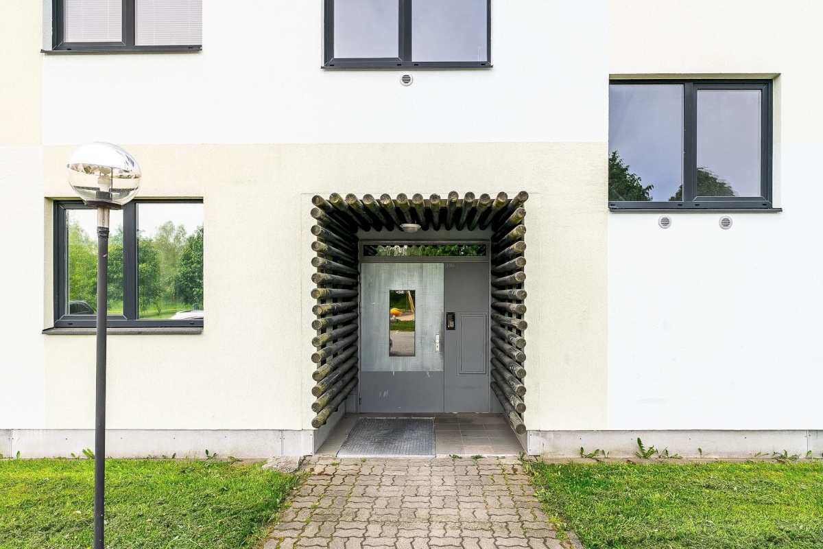 Tallinn, Haabersti linnaosa, Pikaliiva, Pikaliiva tn 90/2-14