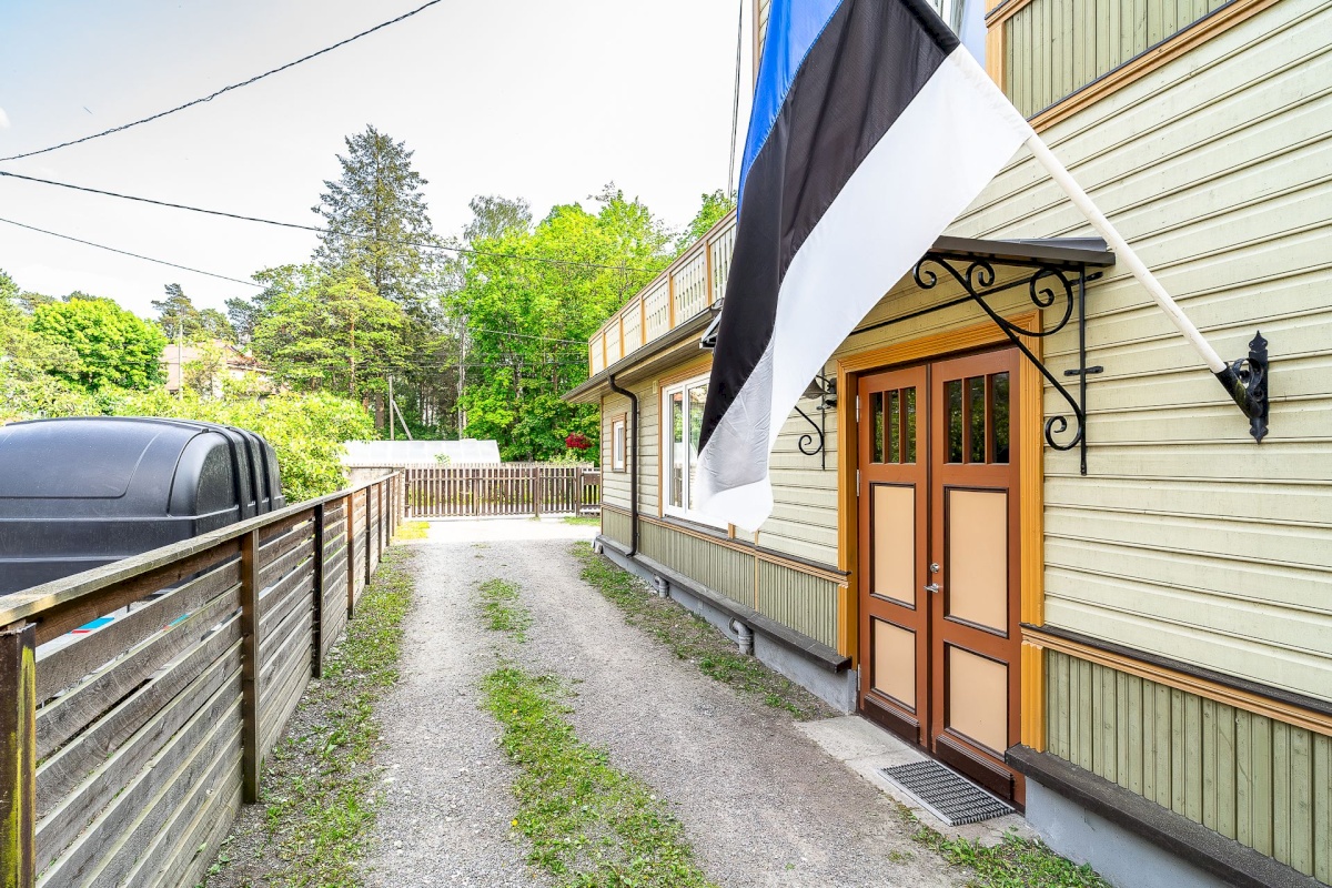 Tallinn, Nõmme linnaosa, Idakaare tn 9
