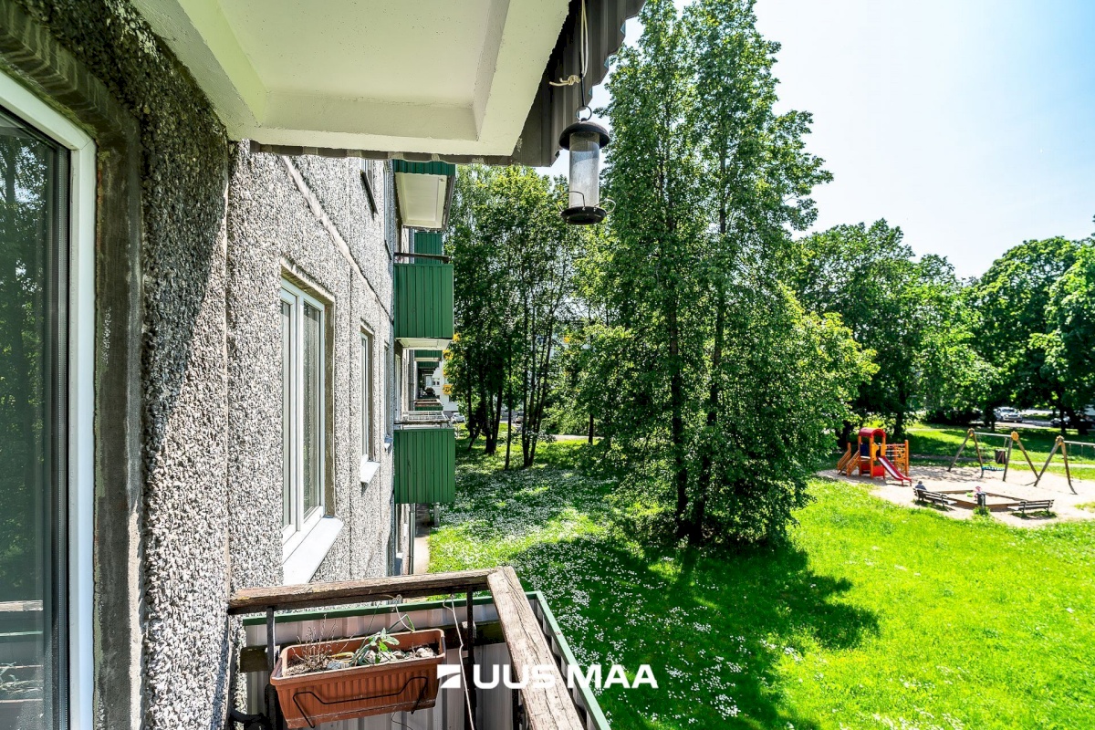 Tallinn, Mustamäe linnaosa, Ehitajate tee 49