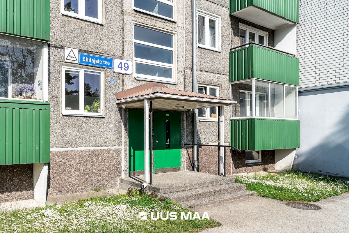 Tallinn, Mustamäe linnaosa, Ehitajate tee 49
