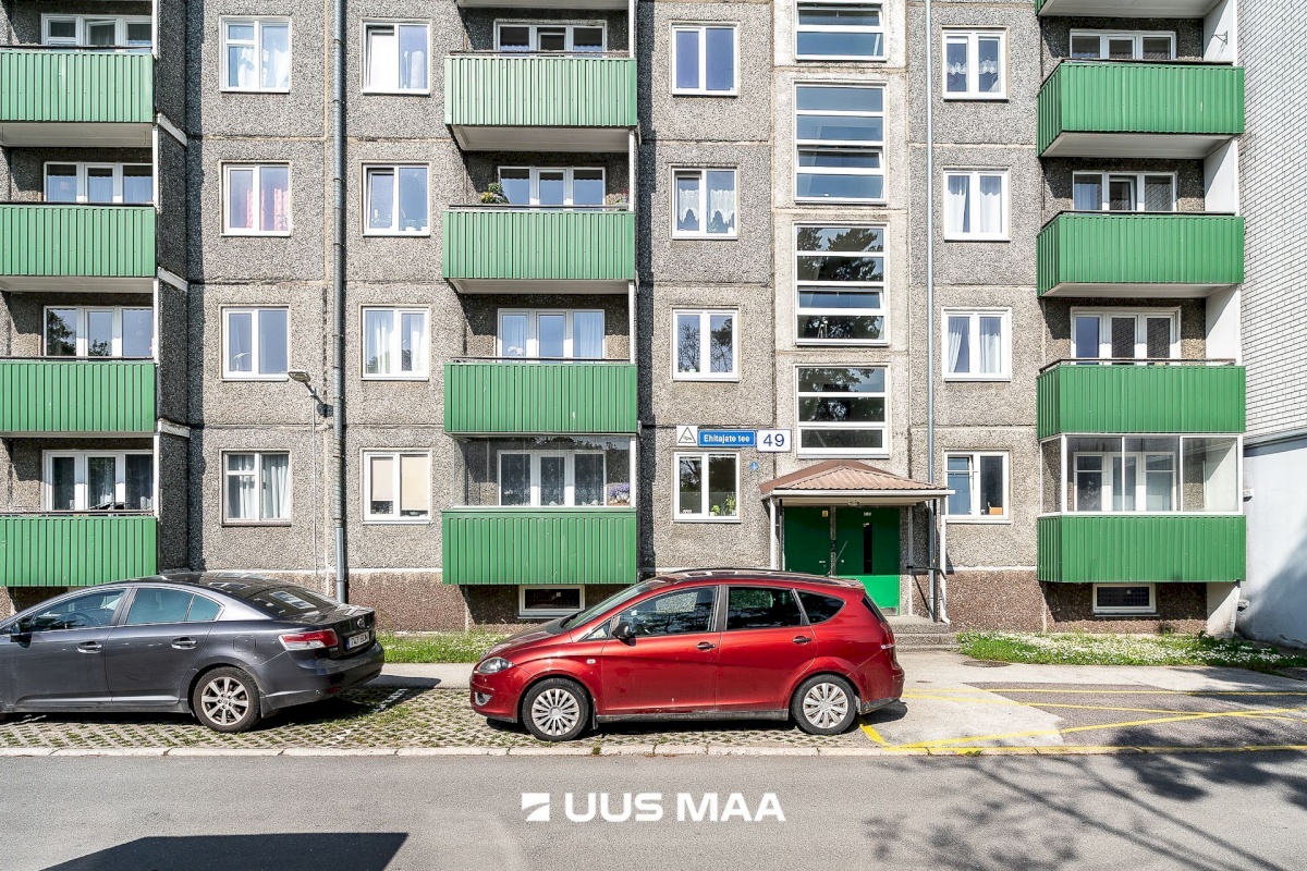 Tallinn, Mustamäe linnaosa, Ehitajate tee 49