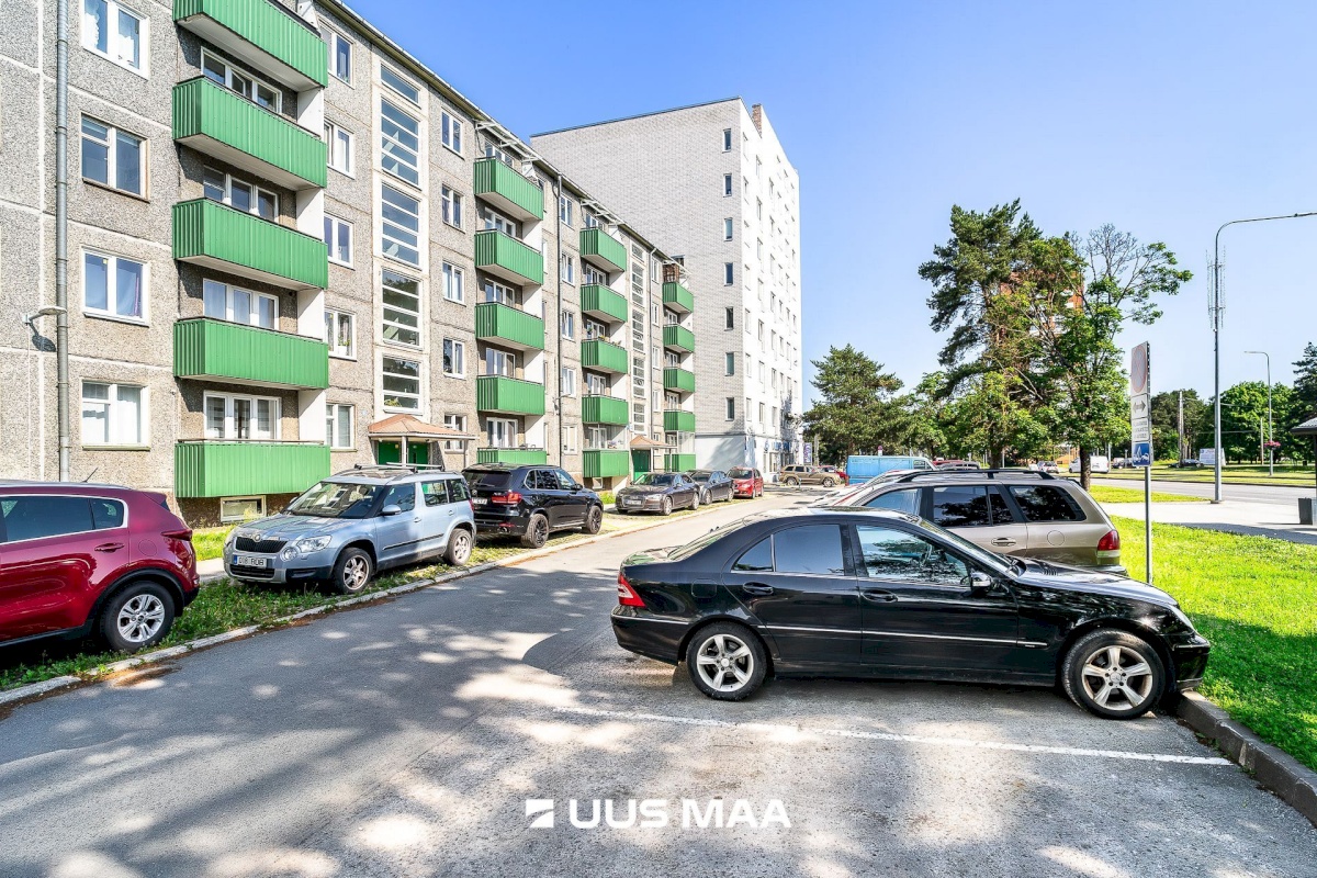 Tallinn, Mustamäe linnaosa, Ehitajate tee 49