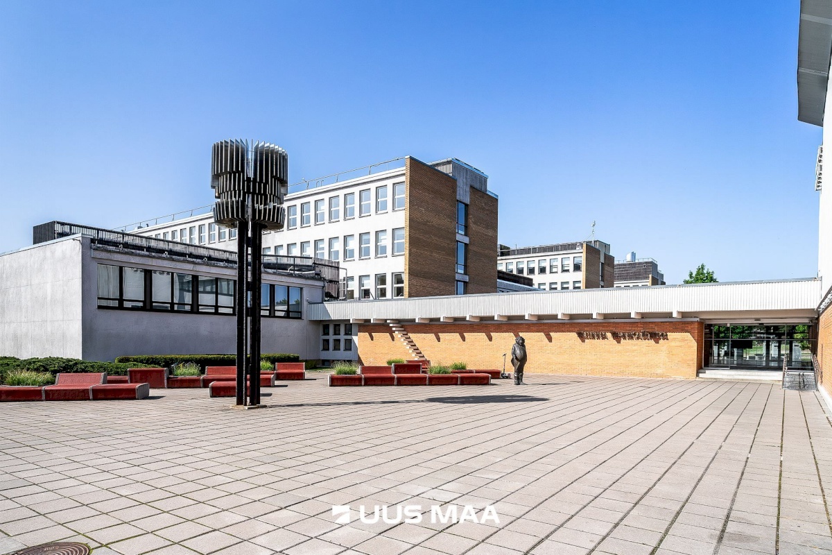 Tallinn, Mustamäe linnaosa, Ehitajate tee 49